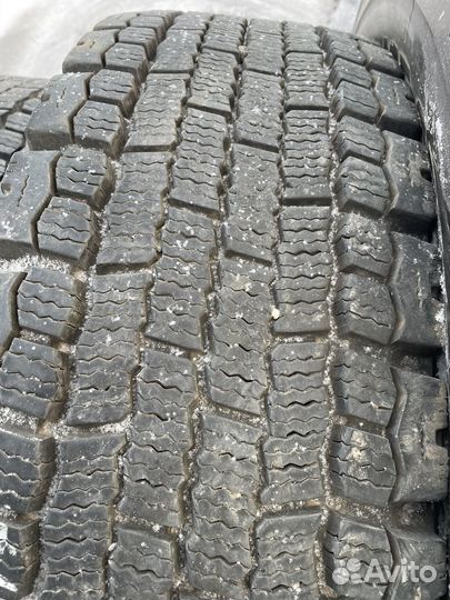 Michelin 11r22.5 б/п РФ,4 шт