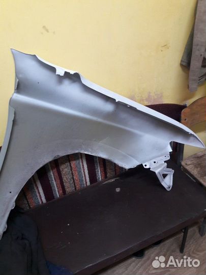 Крыло переднее левое от митсубиси аутлендер 3