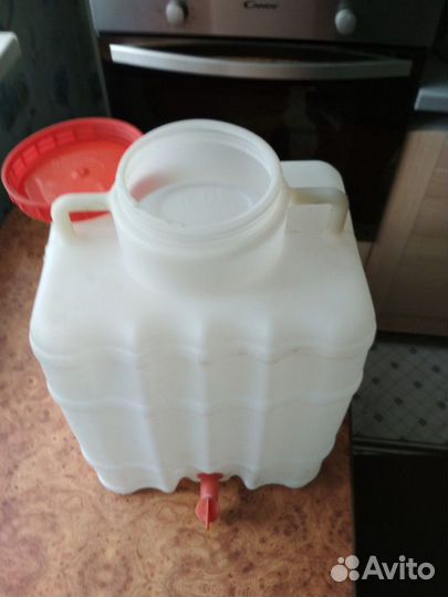 Продам бочонок для умавальника