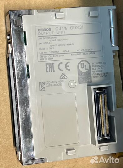 Omron CJ1W-OD231 новый, 1 шт