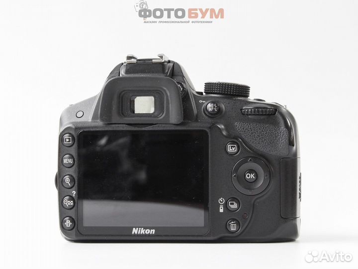 Nikon D3200 body + Nikon AF-S 40mm f2.8G Micro DX