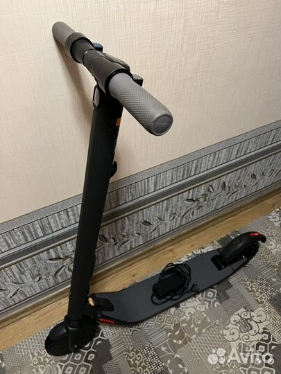 Электросамокат ninebot kickscooter es2