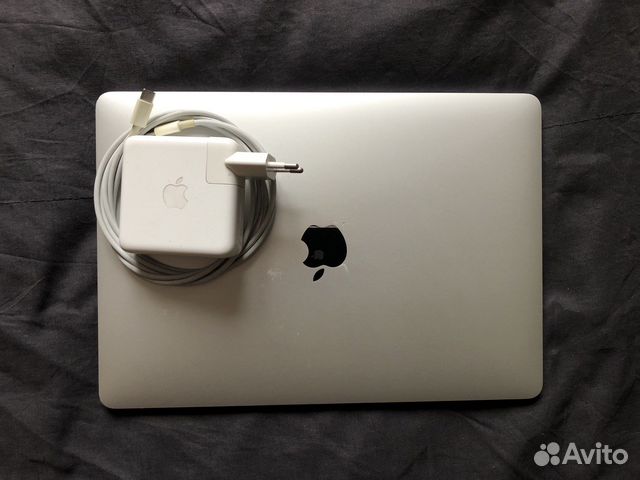 Macbook pro 13 touch bar