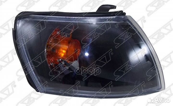 Габарит toyota caldina/carina E 92-02 RH черный