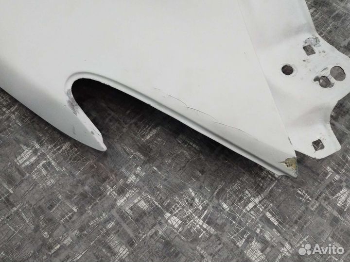 Крыло Рав 4 4 Оригинальное переднее левое 13-19