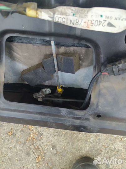 Дверь багажника Ниссан Авенир PNW10 1994 г