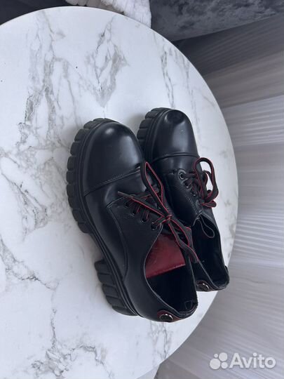 Полуботинки женские