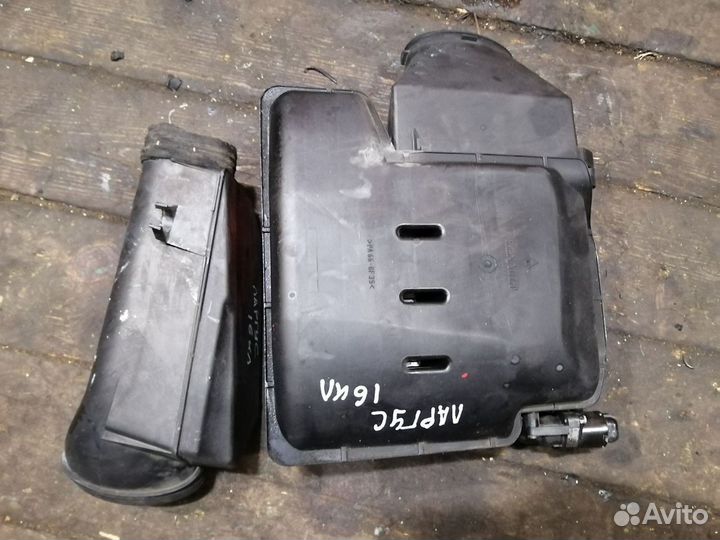 Корпус воздушного фильтра Рено Логан Ларгус 1.6 16