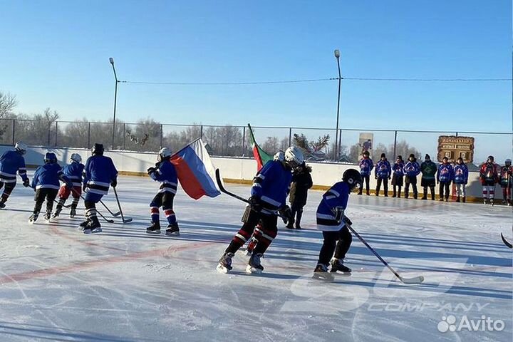 Хоккейная коробка из стеклопластиковых панелей