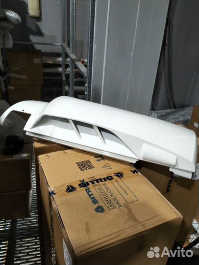 Кожух вентилятора правый WG1662115006