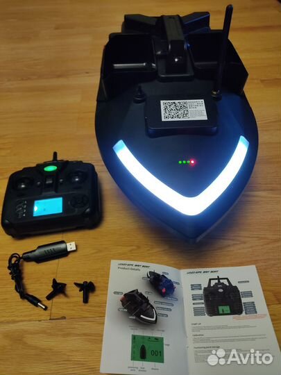 Кораблик для рыбалки и завоза прикормки с GPS