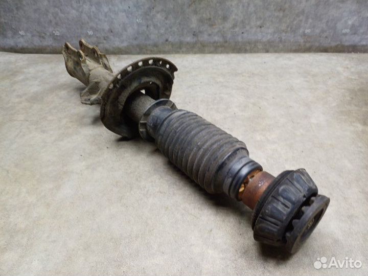 Амортизатор передний правый Hyundai Solaris 1.6 MT