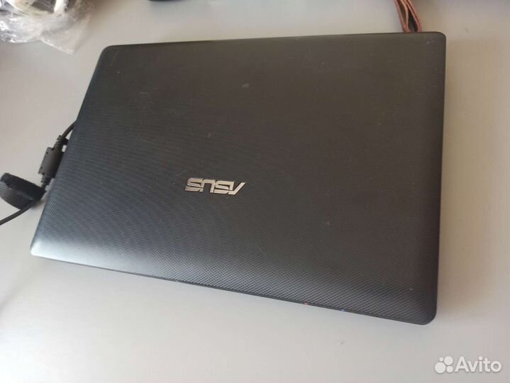 Ноутбук asus