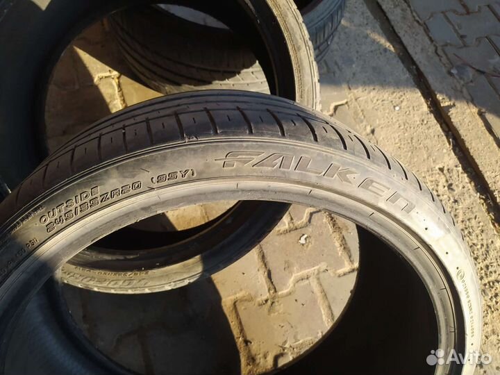 Falken Azenis FK-453 245/35 R20