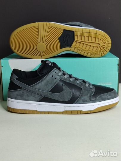 Кроссовки nike SB Dunk Low Dark Grey Black Gum