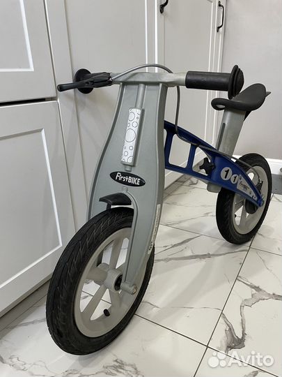 Беговел firstbike