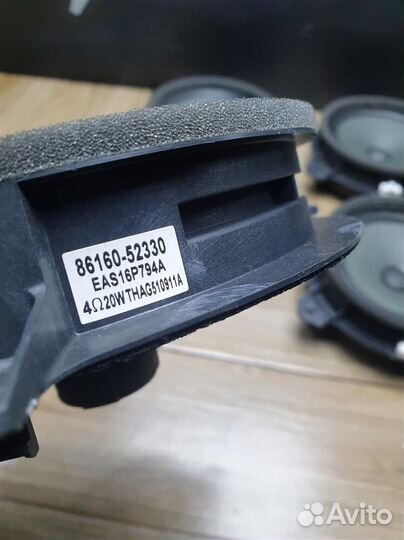 Динамик Toyota Rav4 40