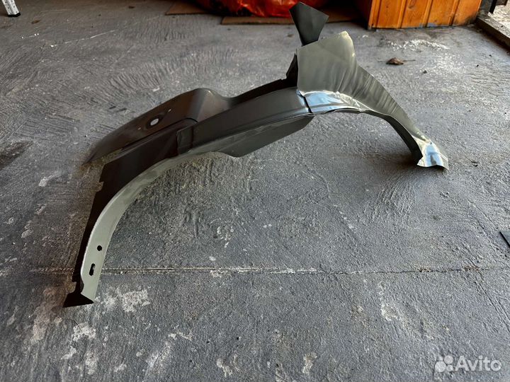 Суппорт фонаря левого polo