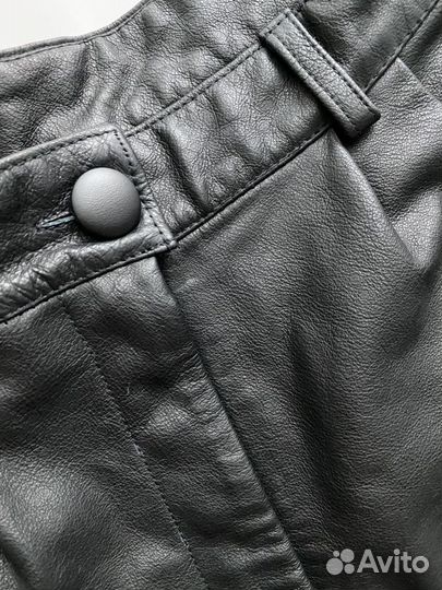 Кожаные шорты