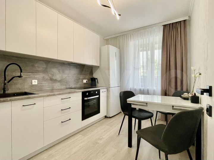 2-к. квартира, 50 м², 3/5 эт.