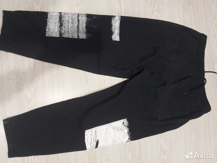 Спортивные брюки