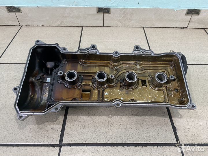 Клапанная крышка Nissan tiida C11