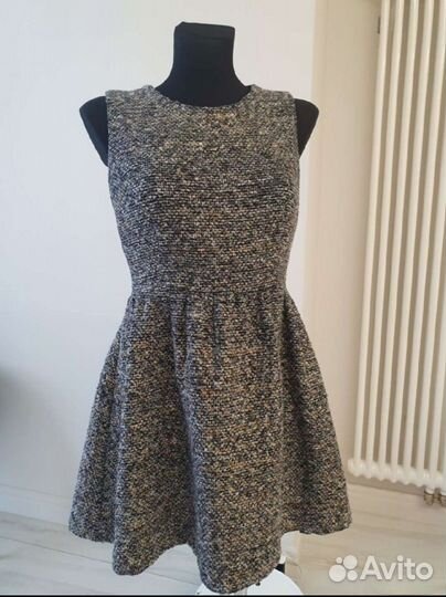 Платье S