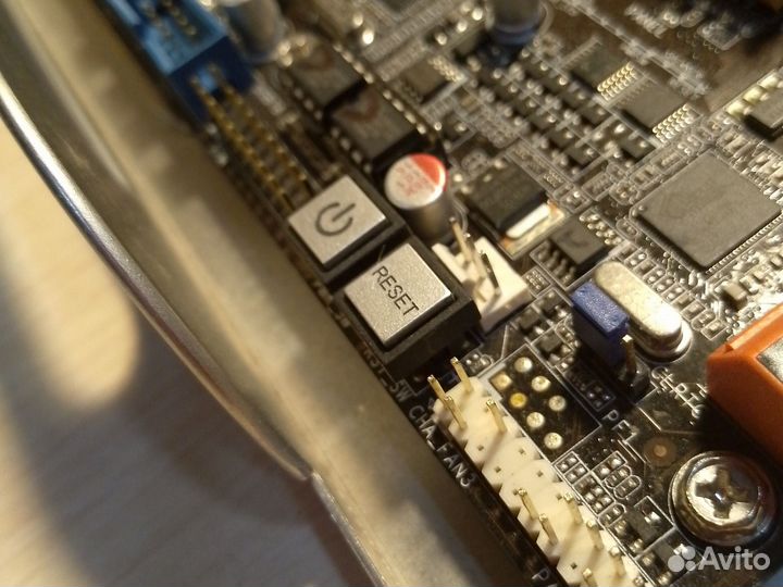 Материнская плата сокет 775 quad проц 6 Гб опер