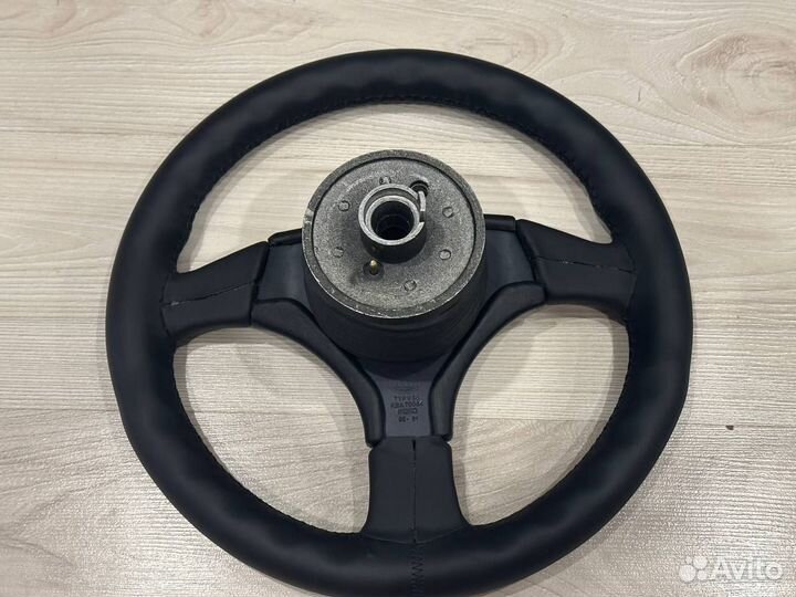 Спортивный руль Momo Hella