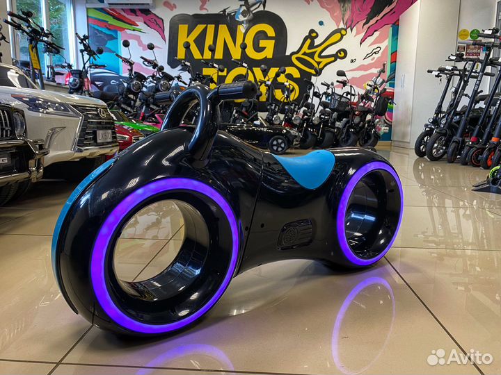 Беговел Star One Scooter