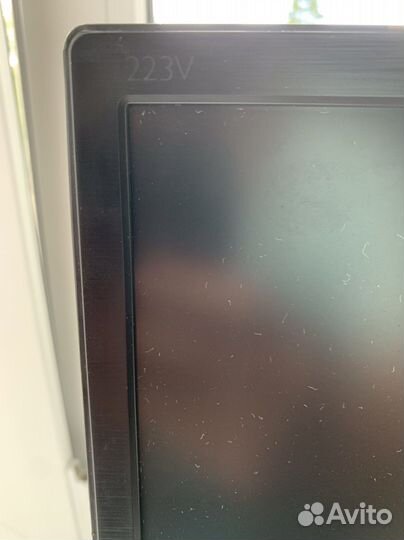 Монитор Philips 21.5