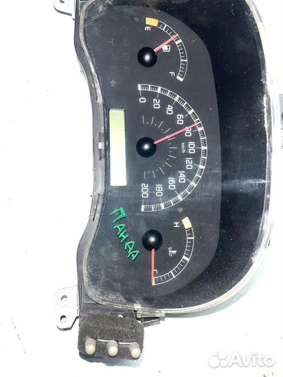 Панель прибов Fiat Panda