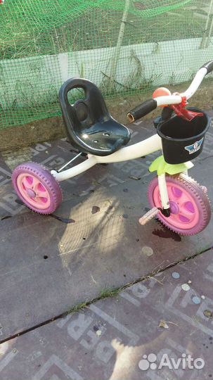 Детский велосипед трехколесный
