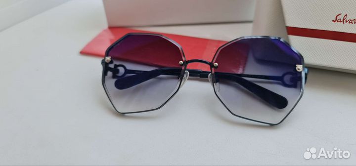 Salvatore Ferragamo Солнцезащитные очки