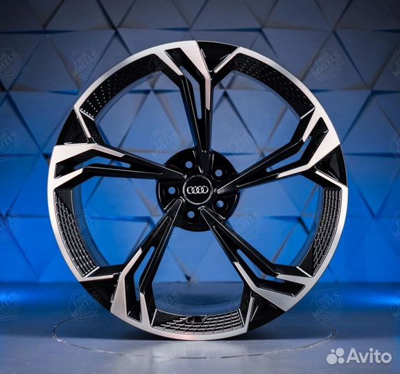 Кованые диски Audi RS6 RS7 R22