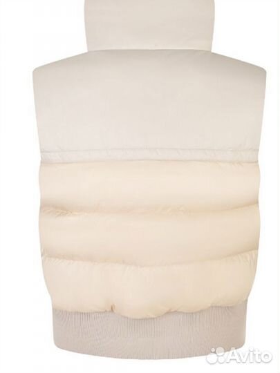 Жилет пуховый