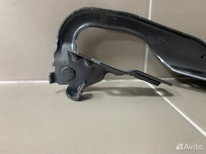 Петля капота правая Renault Duster 2 (Hjd) 2 1.3