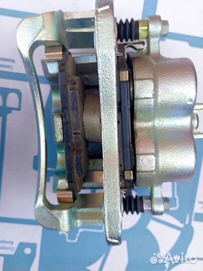 Суппорт передний Санг енг