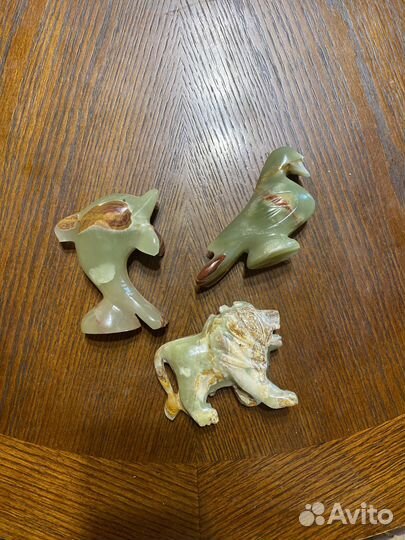 Фигурки из оникса
