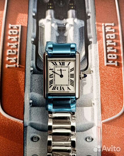 Часы cartier женские