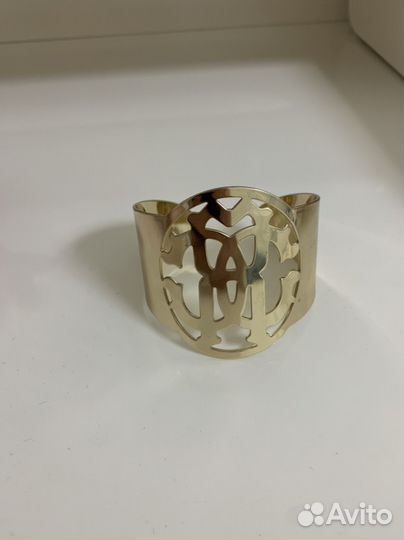 Металлический браслет