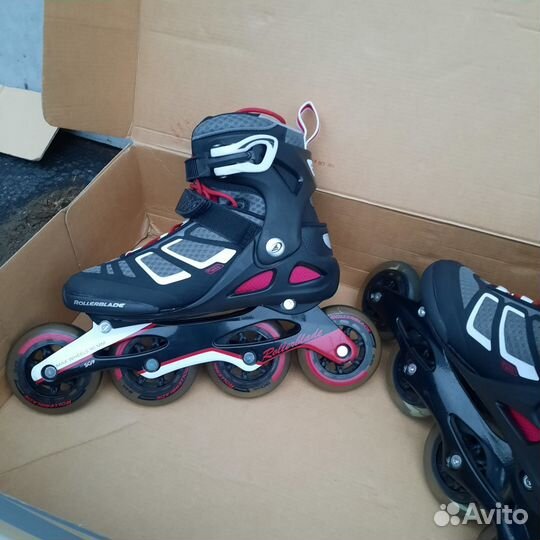 Роликовые коньки rollerblade. 37 р. Новые