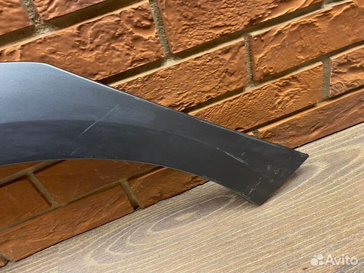 Накладка крыла заднего правого Volvo V90 CC 2017+