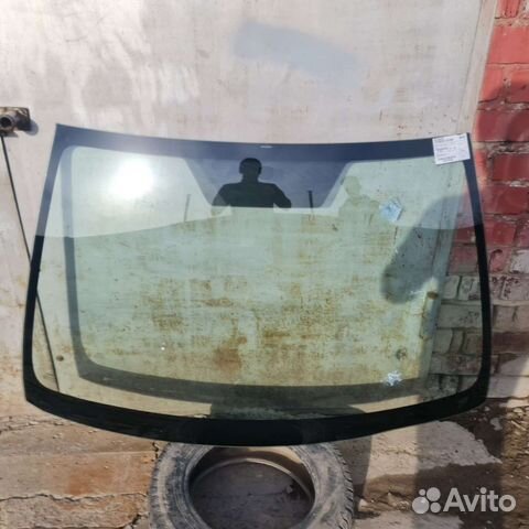 Лобовое стекло