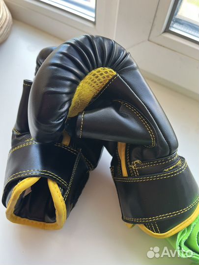 Боксерские перчатки S Brooklyn fitboxing