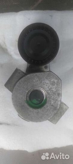 Натяжитель ремня генератора на форд транзит