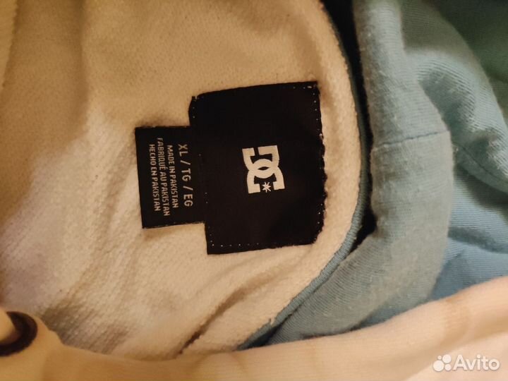 Белое худи DC shoes