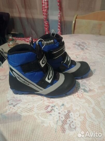 Лыжные ботинки 36 размер