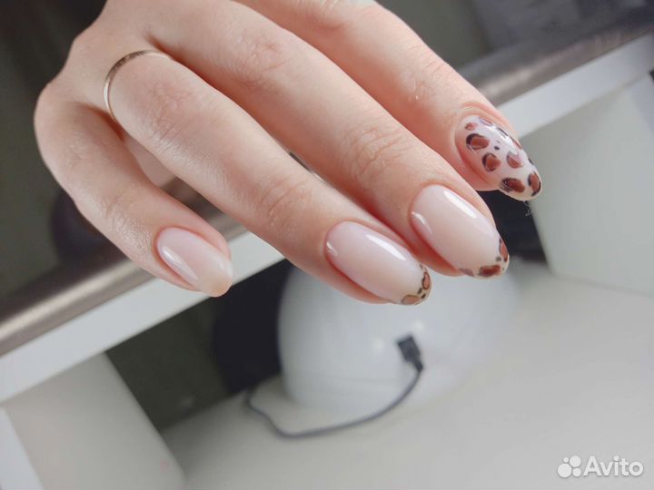 Наращивание ногтей, маникюр, покрытие гель-лаком