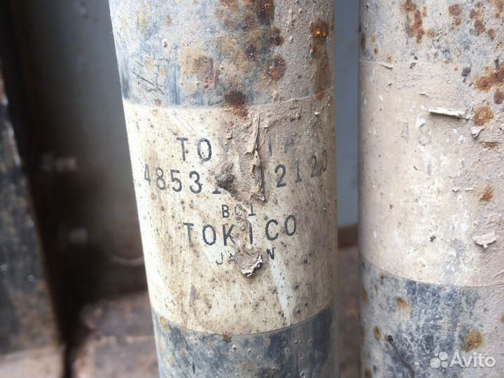 Задние стойки для Тойота Рав4 са20